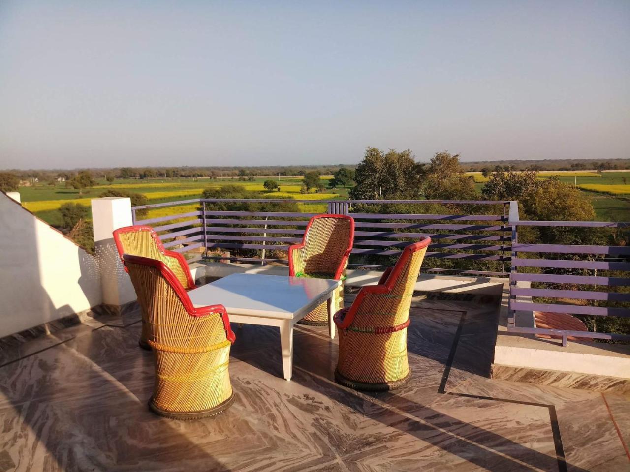 Ibishouse Farm Stay Bharatpur Ngoại thất bức ảnh