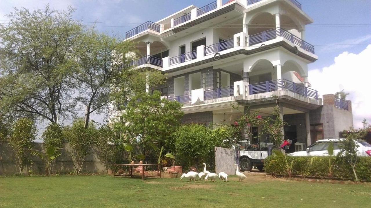 Ibishouse Farm Stay Bharatpur Ngoại thất bức ảnh
